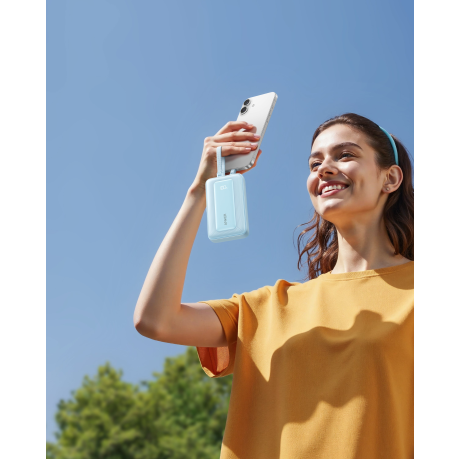  أنكر بنك طاقة Zolo بقدرة 35 واط مع كابلين USB-C مدمجين سعة 10000 مللي أمبير لون أسود 