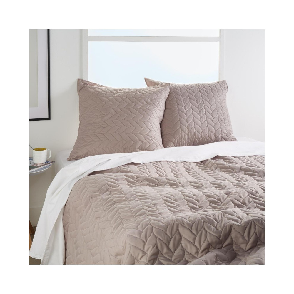 غطاء سرير جدلة بيج + 2غطاء وسادة 156084D من Atmosphera غطاء سرير جدلة بيج + 2غطاء وسادة 156084D من Atmosphera